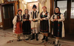 att.U1pHoGXoNgGBCwBPpndhfBA8UddSKP_gVQF3KnLsias